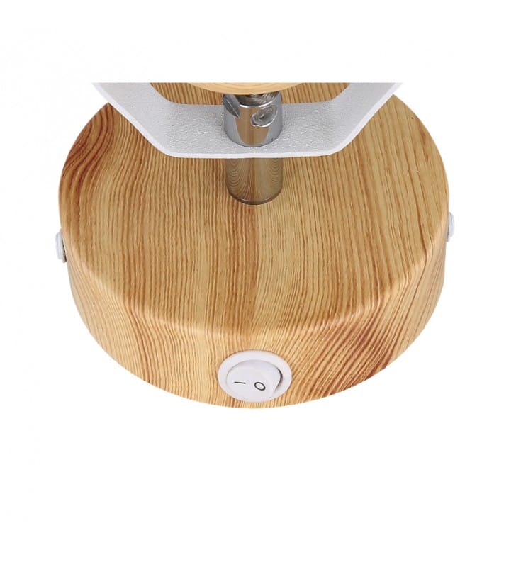 Biała lampa ścienna z elementami imitującymi drewno i z włącznikiem Wiho
