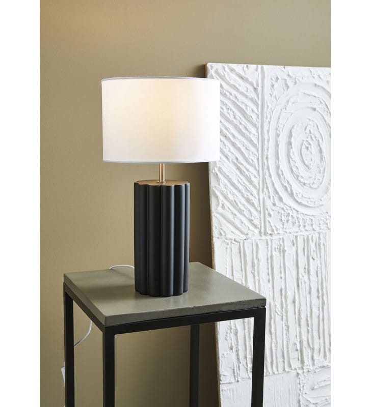 Lampa nocna Column czarna ceramiczna podstawa biały abażur