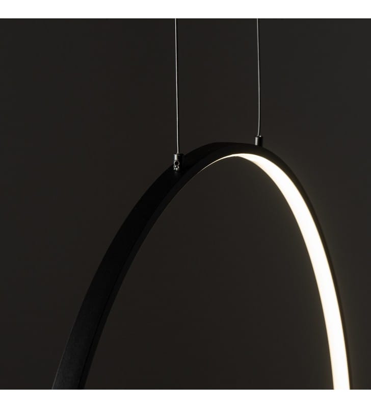 Lampa wisząca Circolo LED 3000K do wysokiego salonu nad schody pierścień 60cm
